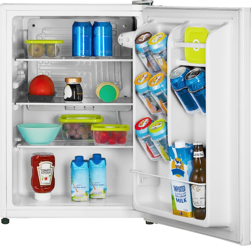 Insignia 2 6 cu ft mini fridge white just 119 99 at best buy